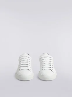 Baskets en cuir avec détails en maille à chevrons