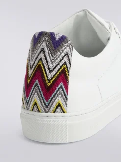 Baskets en cuir avec détails en maille à chevrons