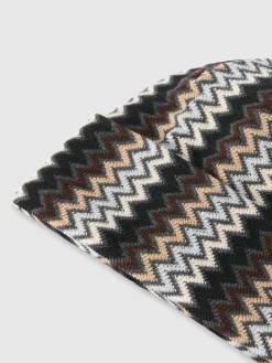 Bonnet en laine zig zag