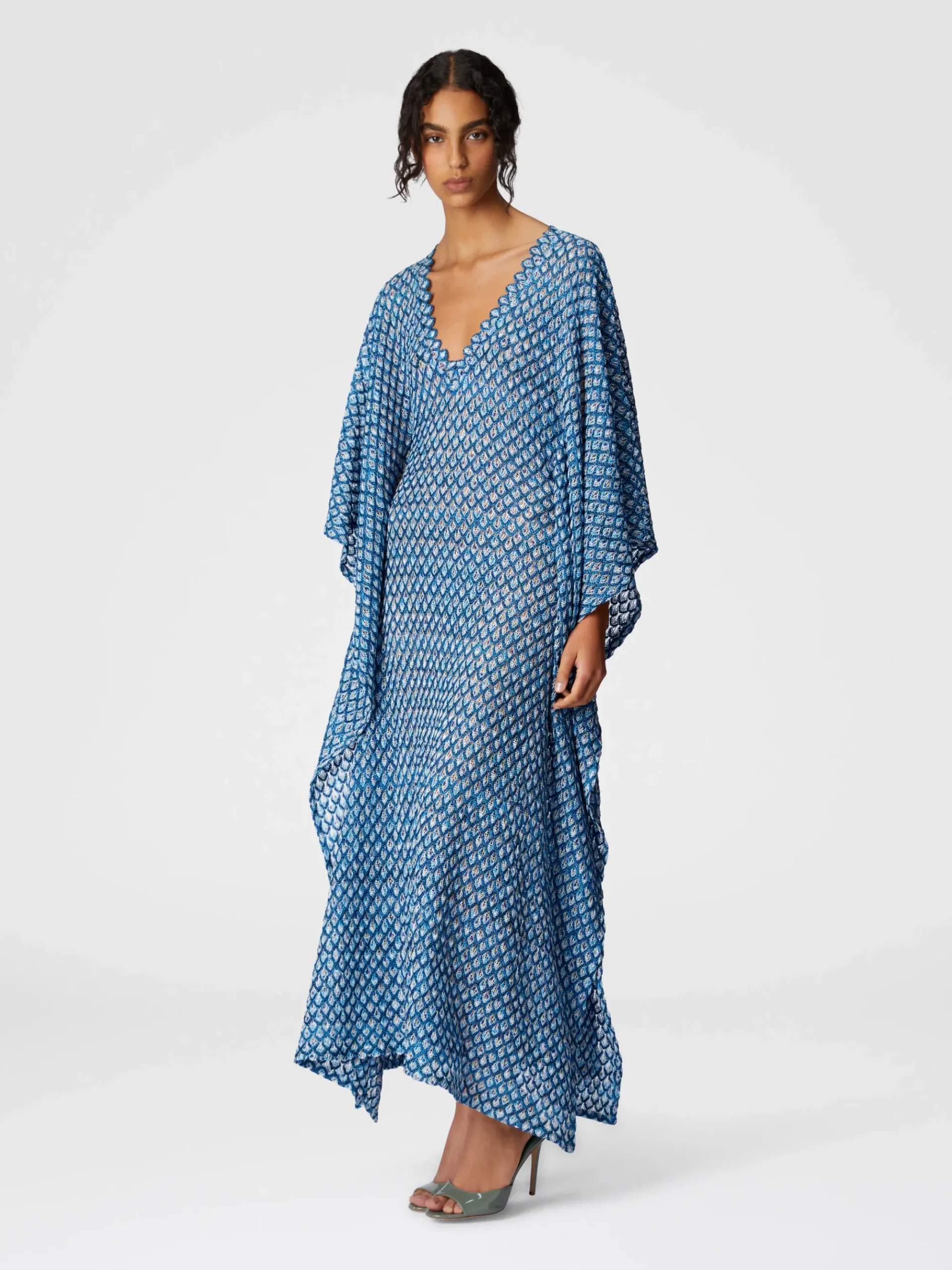 Caftan à motif coquillage lamé de viscose avec manches chauve-souris