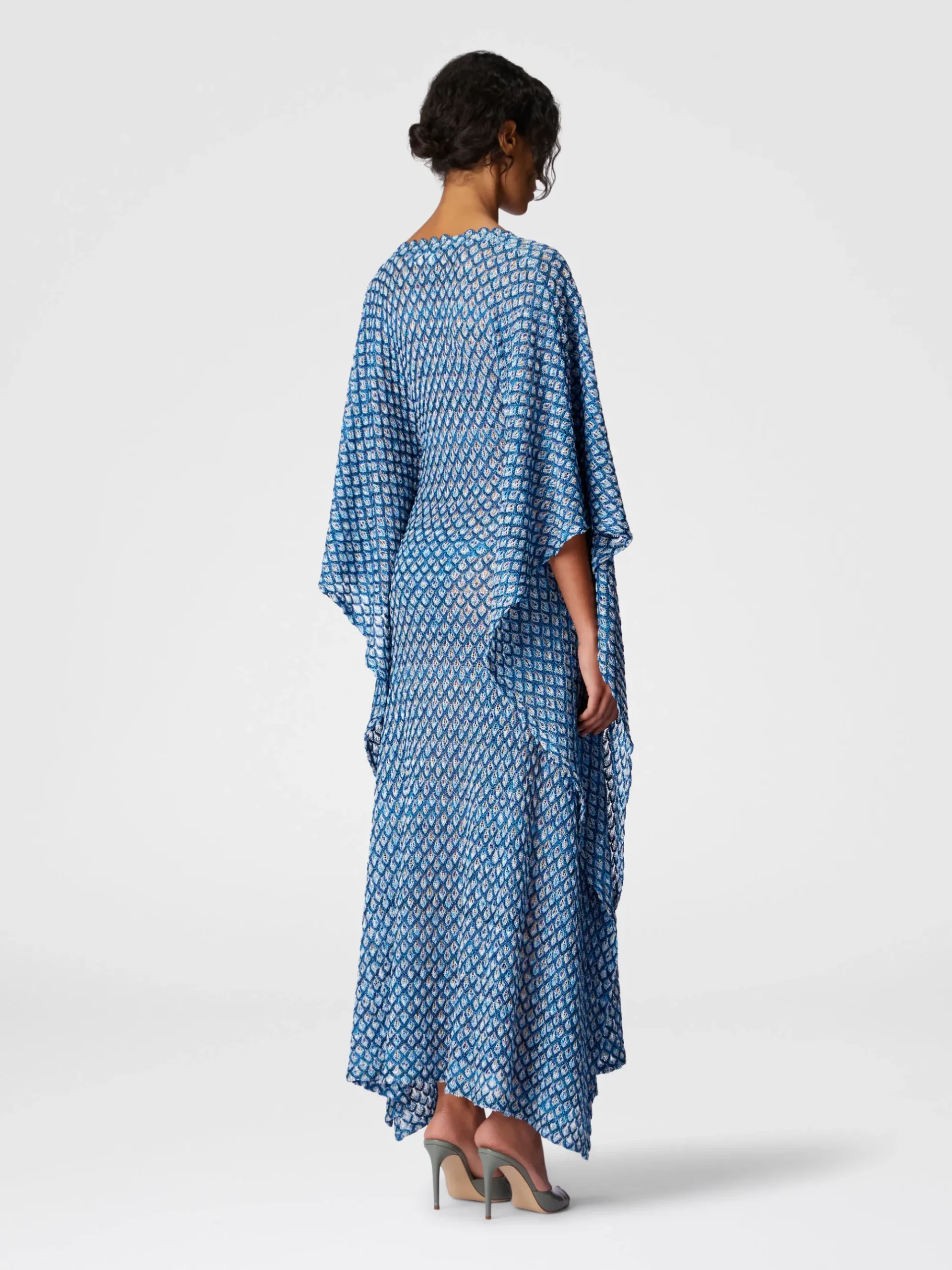 Caftan à motif coquillage lamé de viscose avec manches chauve-souris