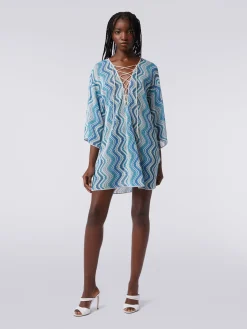 Caftan court avec fermeture nouée tressée