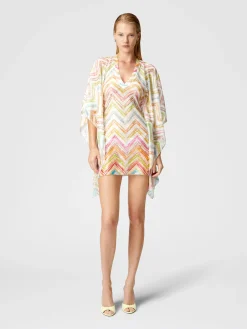 Caftan court couvert en tulle imprimé