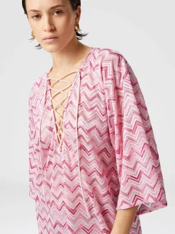 Caftan court en tulle de viscose mélangée avec zigzag flammé