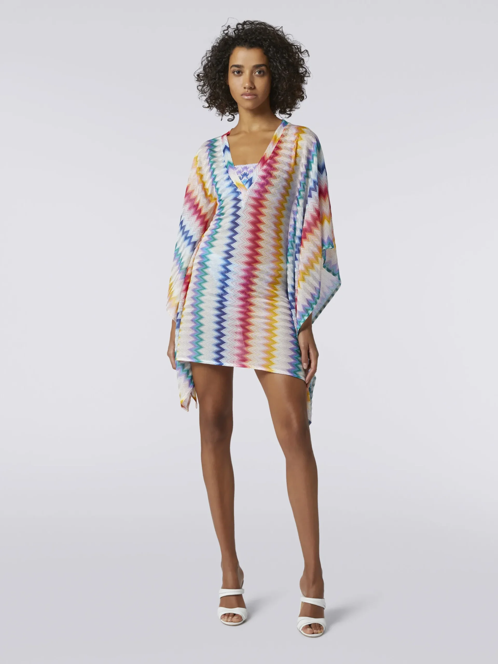 Caftan court en viscose à zig zag avec lurex