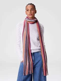 Écharpe en 100 % viscose avec motif chevron et franges