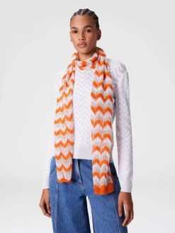 Écharpe en maille avec motif chevron