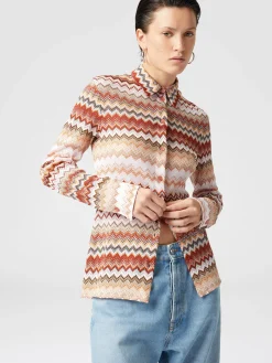 Chemise à motif zigzag lamé dentelé