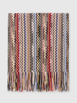 Châle en maille flammée à franges