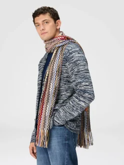 Châle en maille flammée à franges