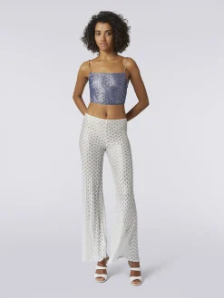 Crop top à effet dentelle avec bretelles chaîne et pierres