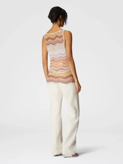 Débardeur en lamé à chevrons avec sequins