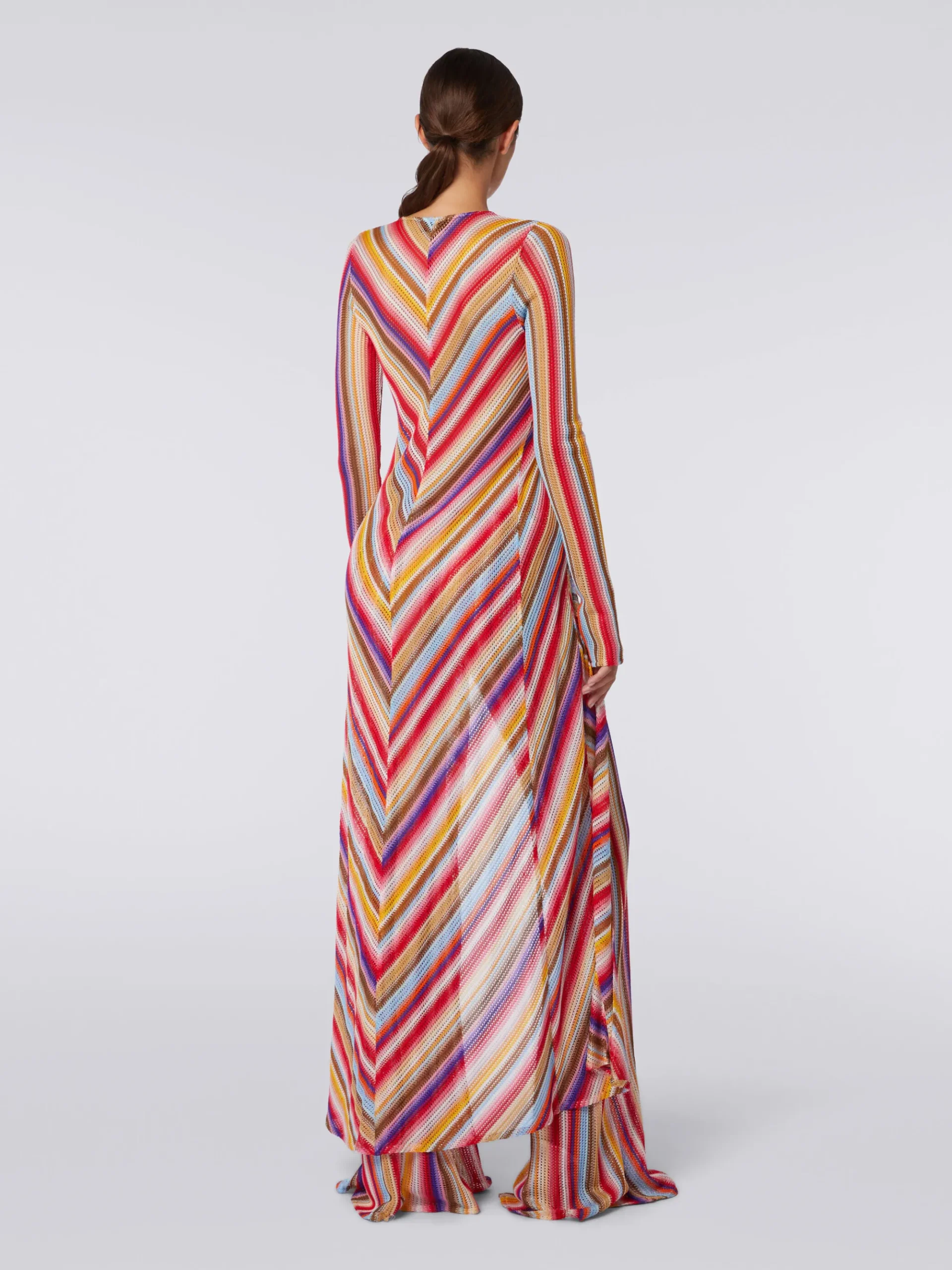 Gilet de plage long en crochet rayé