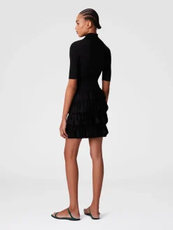 Jupe courte à volants géométriques