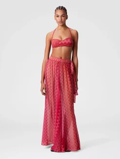 Jupe longue recouverte en soie imprimée avec fermeture sur le devant