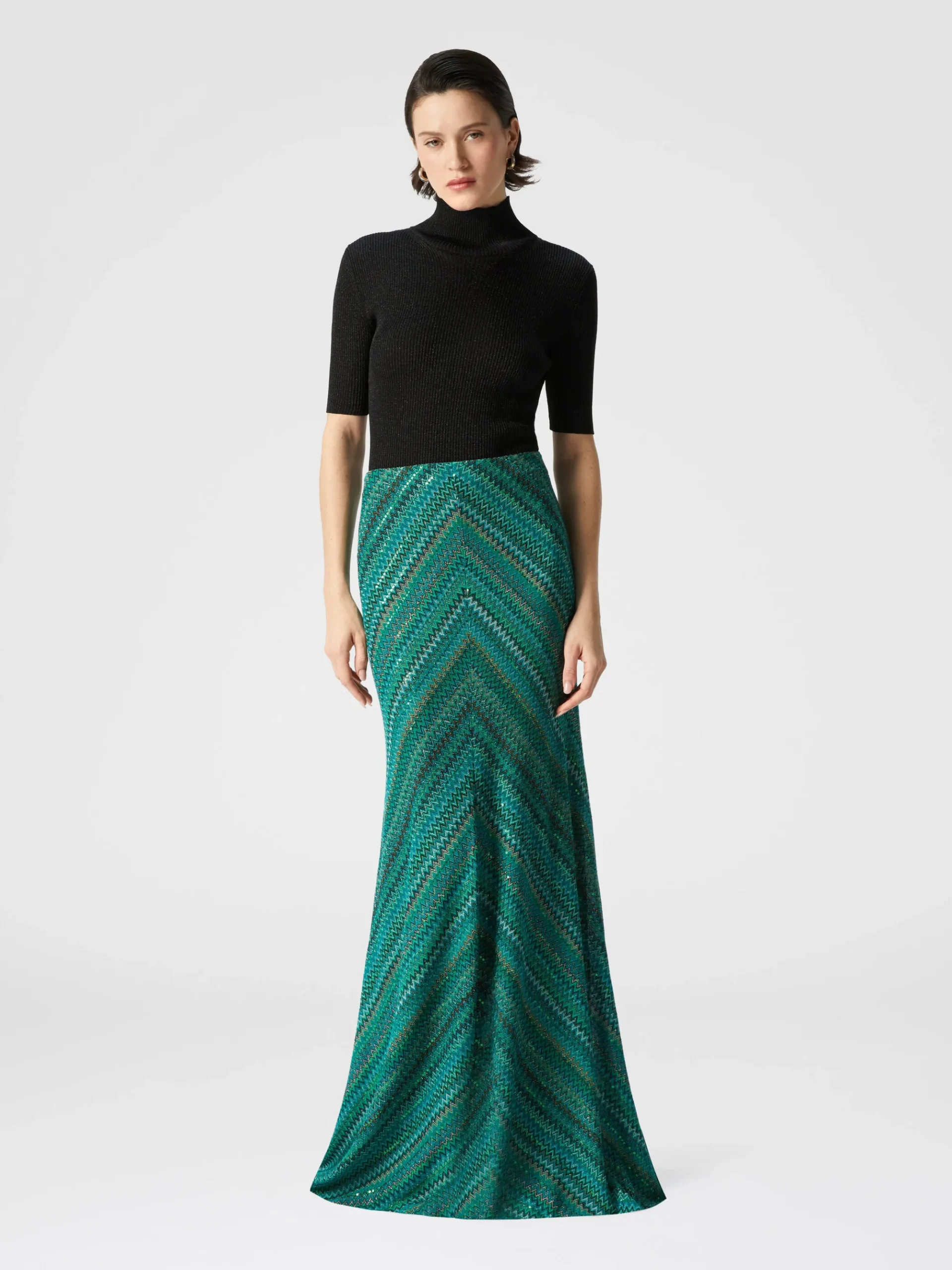 Jupe longue évasée en zigzag à sequins