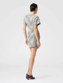 Mini-robe à manches courtes avec motif lamé grec et fente