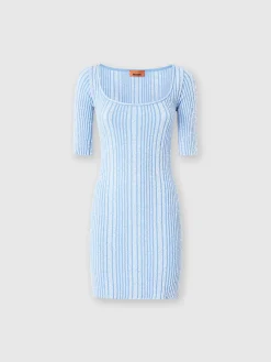 Mini-robe côtelée à sequins et manches courtes