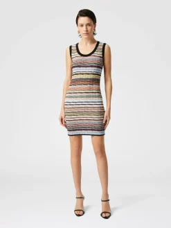 Mini-robe rayée en coton et viscose côtelée avec passepoil contrasté