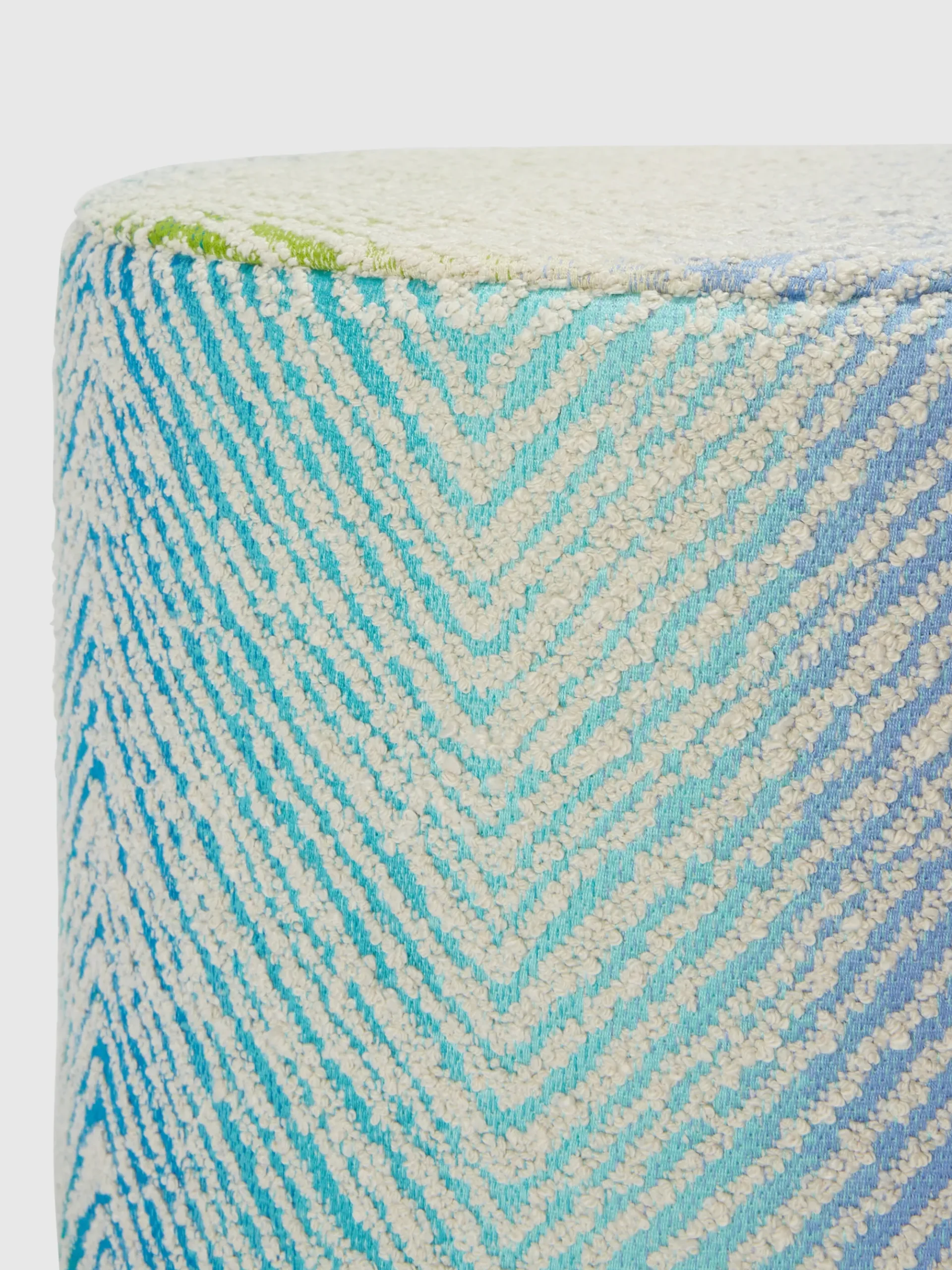 Pouf d’extérieur cylindrique Island 40x30 cm avec motif zigzag bouclé