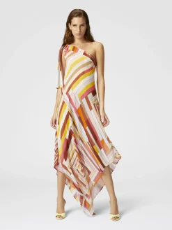 Robe couvrante asymétrique en soie imprimée avec bas foulard