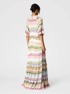 Robe longue à manches courtes avec détails floraux en dentelle