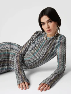 Robe longue à sequins et découpes