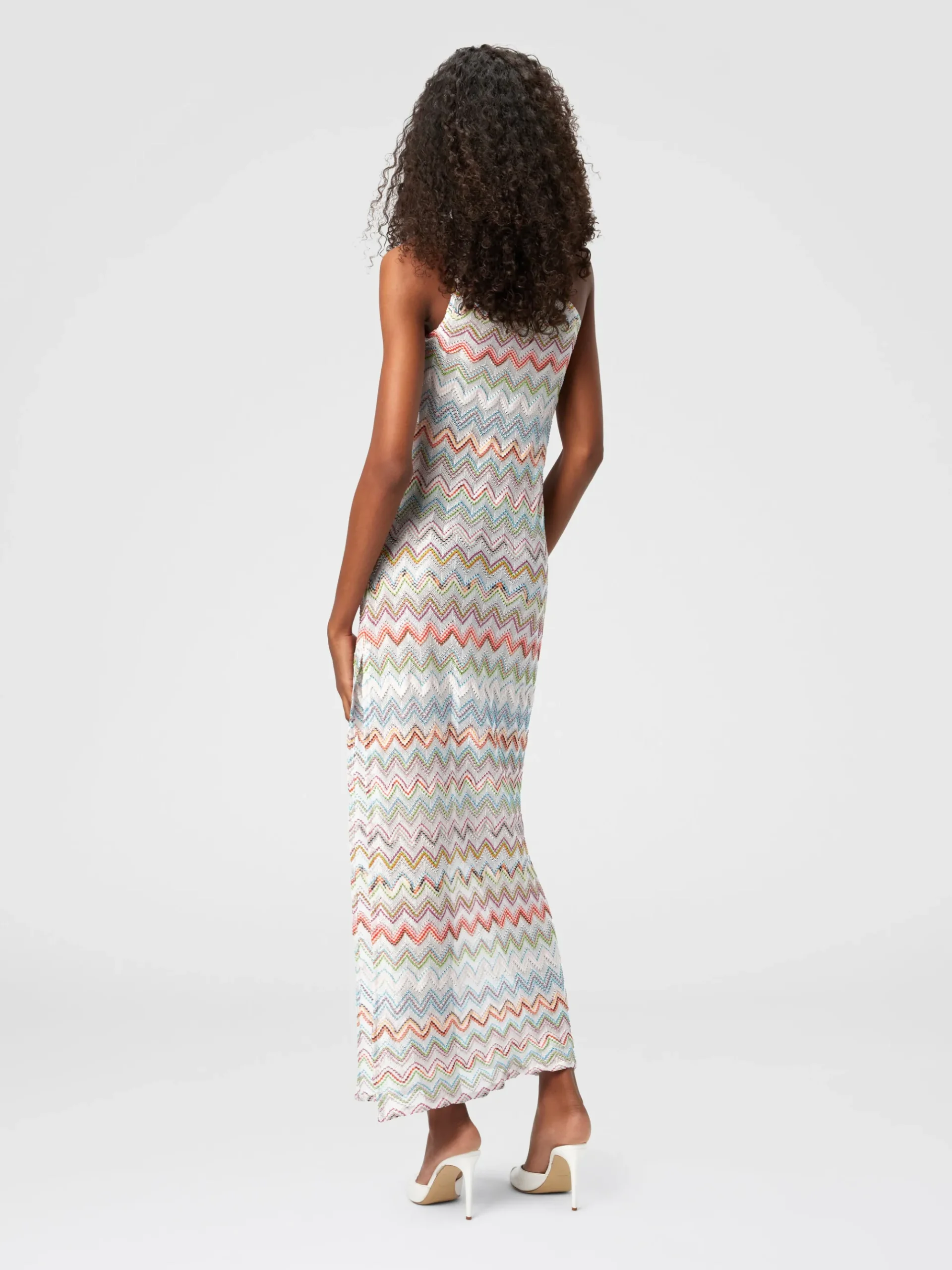Robe longue asymétrique en lamé zigzag 3D
