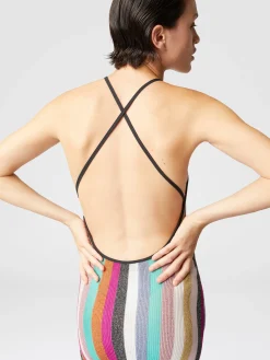 Robe longue en maille côtelée lamée rayée