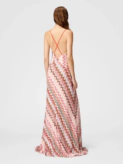 Robe longue en patchwork à motif zigzag et bretelles croisées