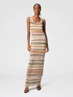 Robe longue en viscose lamée à motif vague