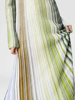 Robe longue partielle rayée à sequins et manches longues