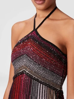 Robe longue rayée à sequins et fermeture au cou