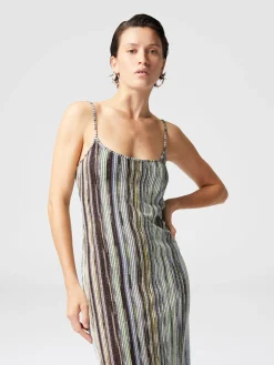 Robe longue sans manches en viscose lamée flammée rayée