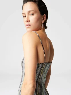 Robe longue sans manches en viscose lamée flammée rayée