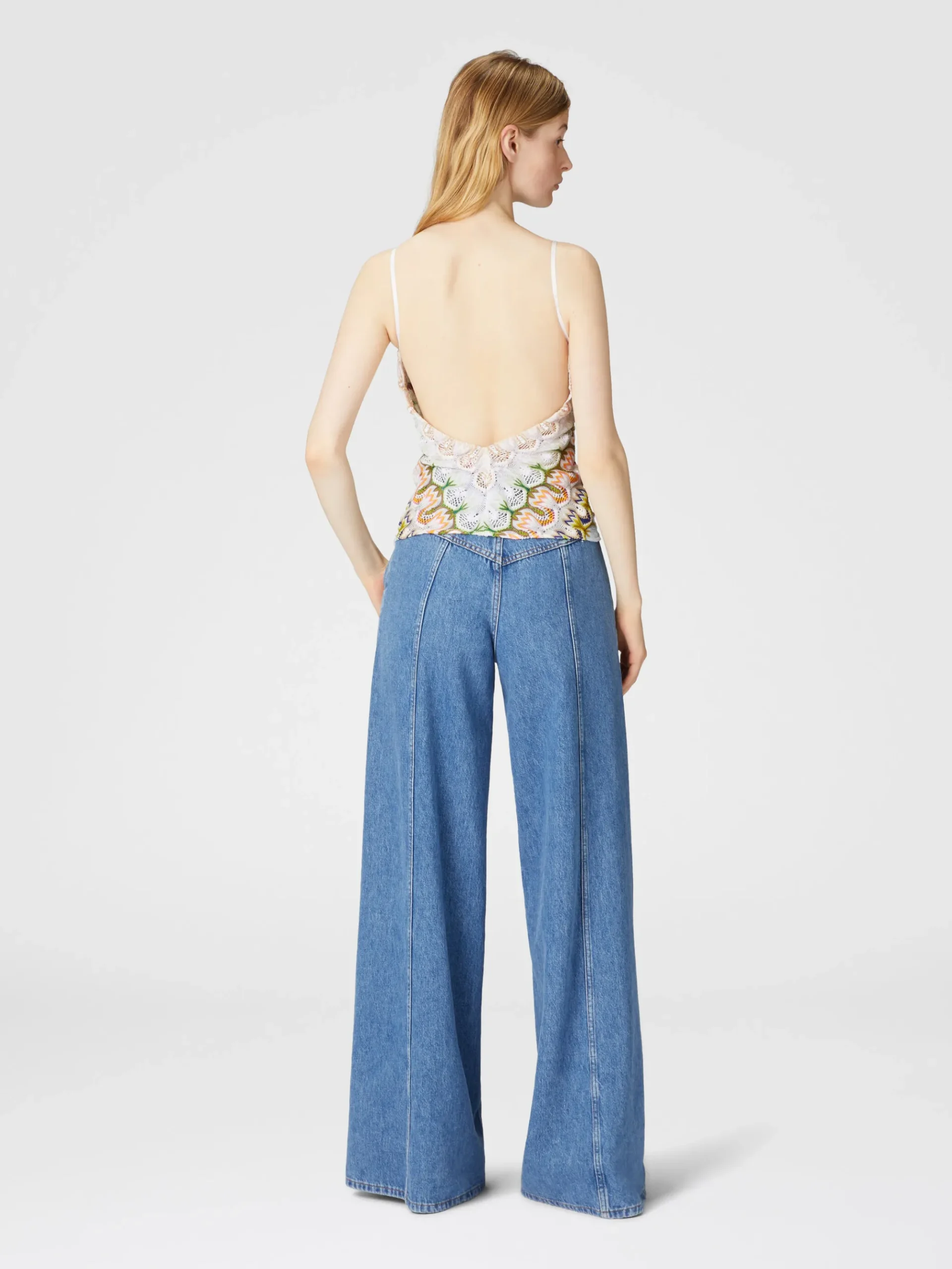 Top en dentelle sans manches avec décolleté en V